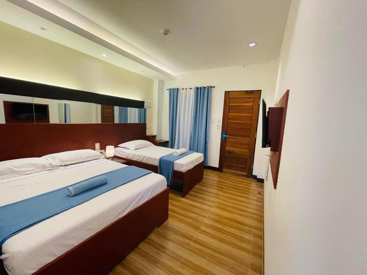 Siman Panglao Hotel Buitenkant foto